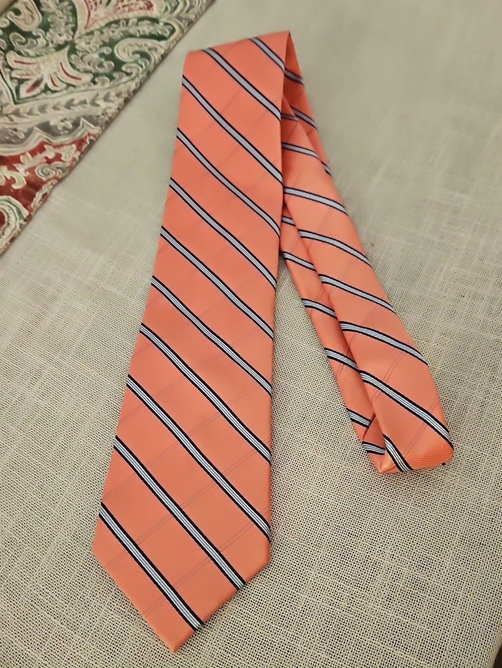 Jones New York Coral Stripe Men's Tie with Navy and White Accents